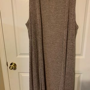 EUC XL LuLaRoe Joy brown & cream long vest.